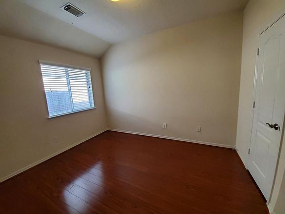 4th image of 9311 Taftsberry Dr