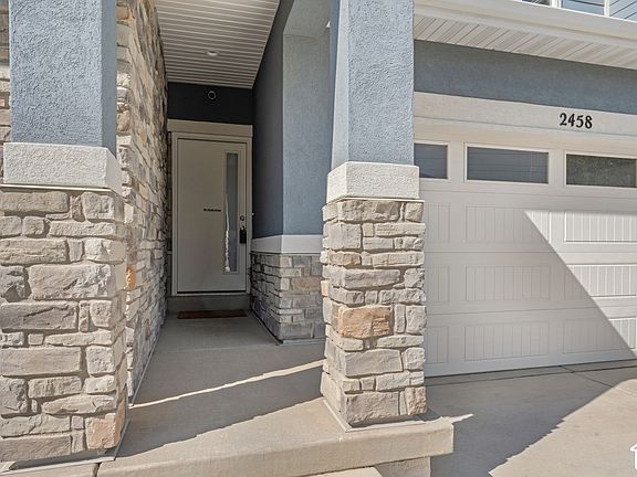 4th image of 2458 W Townhouse Dr