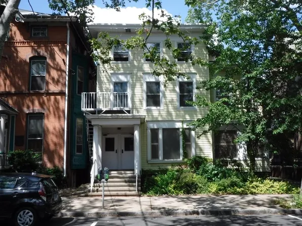 55 Trumbull St APT 1, New Haven, CT 06510