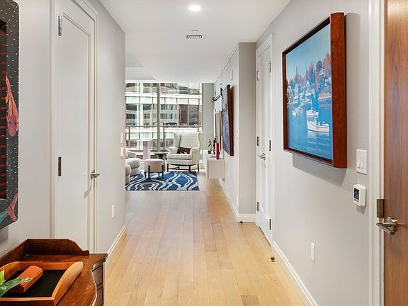 3rd image of 133 Seaport Blvd Unit 2101