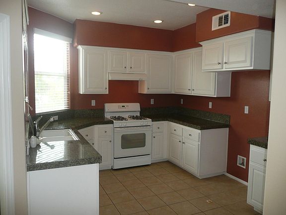 3rd image of 1516 Cobblestone Ln