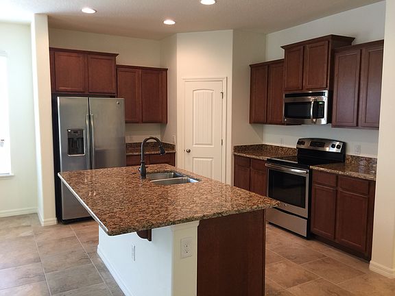 4th image of 949 Marci Dr
