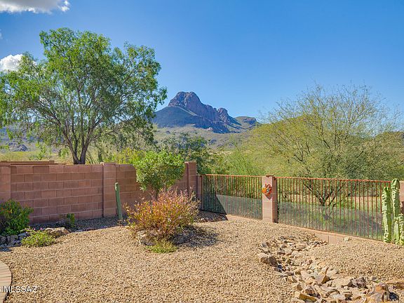 3rd image of 8523 N Shadow Wash Way