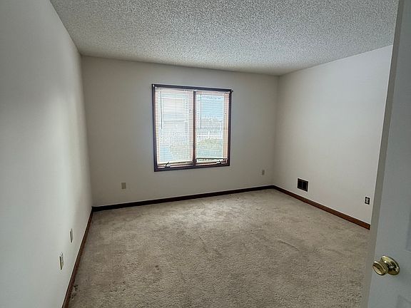 5th image of 8 Standish Dr #8