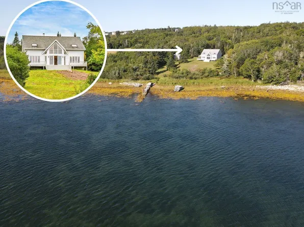 3470 Sandy Point Rd, Shelburne, NS B0T 1W0
