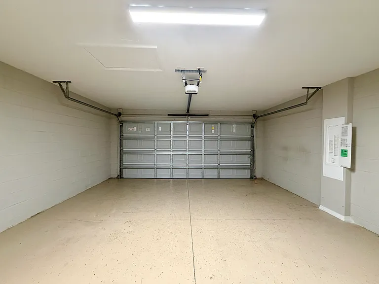15677 SW 37th Cir — Photo 35