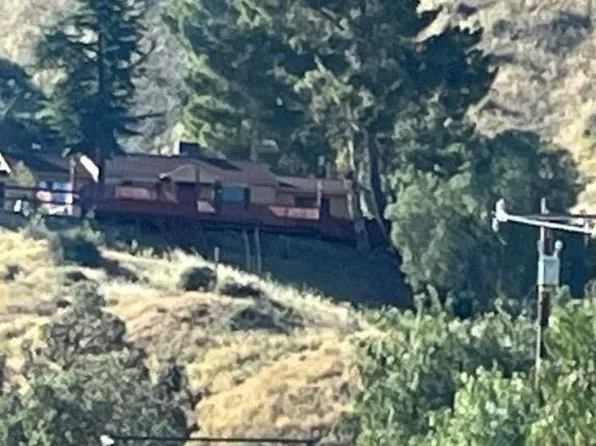 14743 Sierra Hwy, Canyon Country, CA 91390
