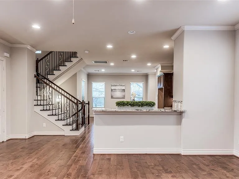 1614 Parker St — Photo 17