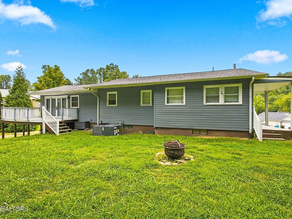 Craftsman home in the Karns area of Knoxville, Tennessee