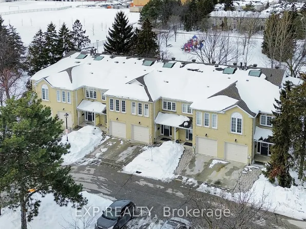 43 Hartnell Sq, Brampton, ON L6S 5W8