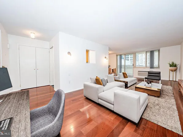 1919 Chestnut St APT 1103, Philadelphia, PA 19103