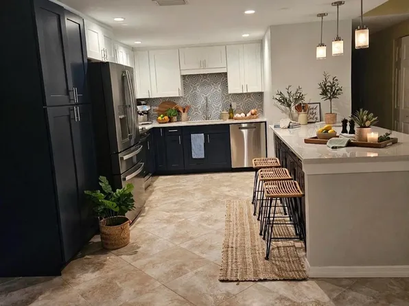 250 SE FOUR WINDS Drive #104, Stuart, FL 34996