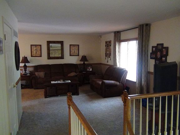 5th image of 12758 Parkway Estates Dr