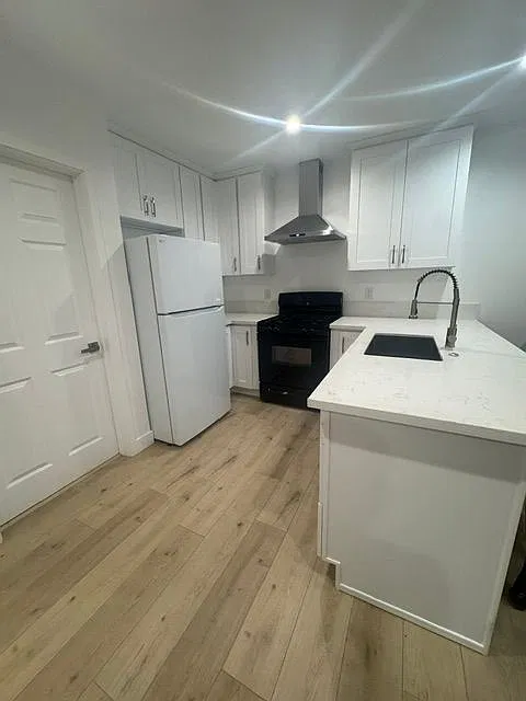 1 bed, 1.0 bath, 498 sqft, $2,200 — Photo 4