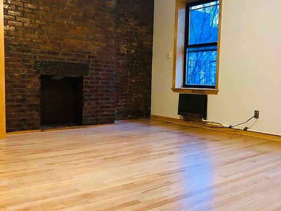 4th image of 529 E 5th St APT 5