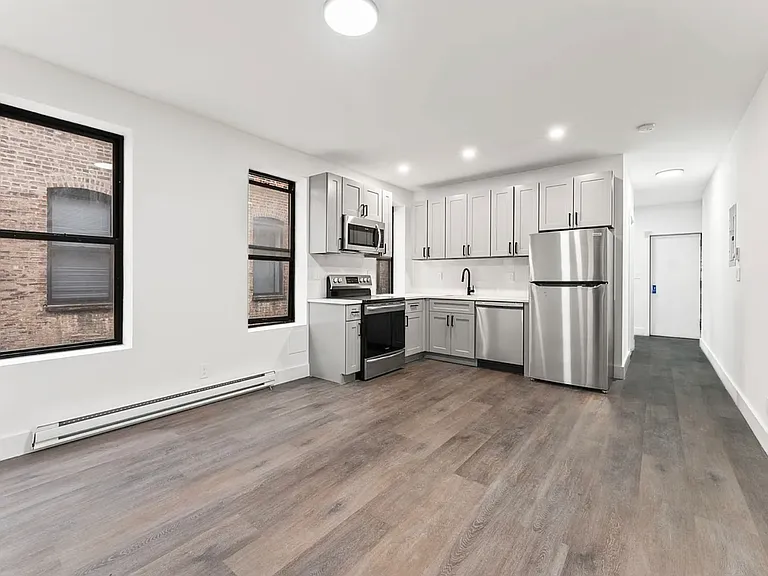 998 Amsterdam Ave #2C — Photo 2