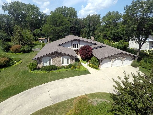 1st image of 2124 Churchill Ct