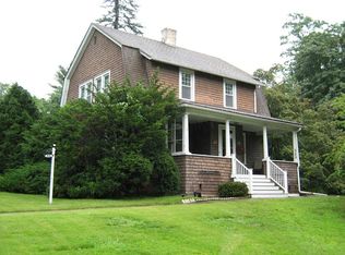 88 Rogers Ave, West Springfield, MA 01089