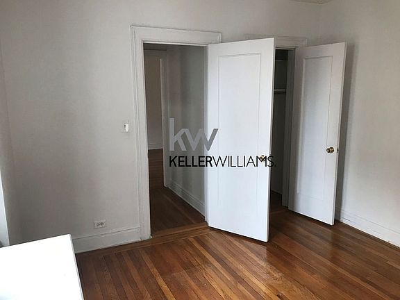 3rd image of 71 W 12th St APT 6G