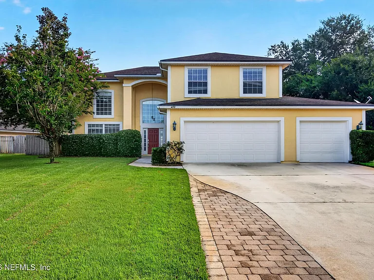 470 Sparrow Branch Cir — Photo 1