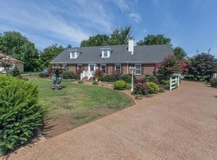 551 Campfire Dr, Murfreesboro, TN 37129