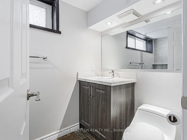 72 B Dunning Ave — Photo 9