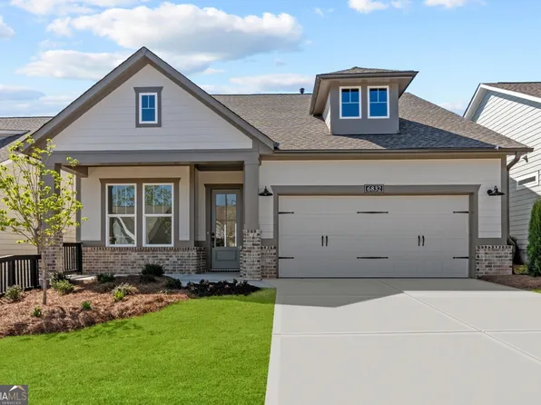 6832 Bungalow Rd, Flowery Branch, GA 30542