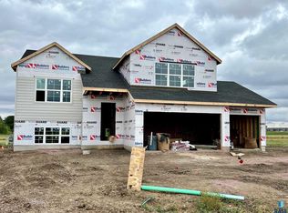 5913 S Hosta Ave, Sioux Falls, SD 57108