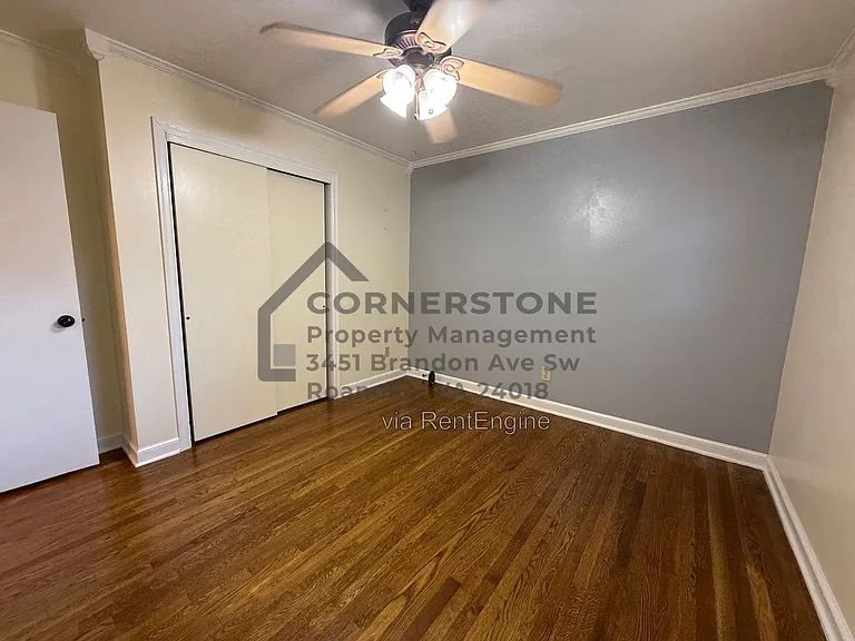 950 Palmer Ave — Photo 11