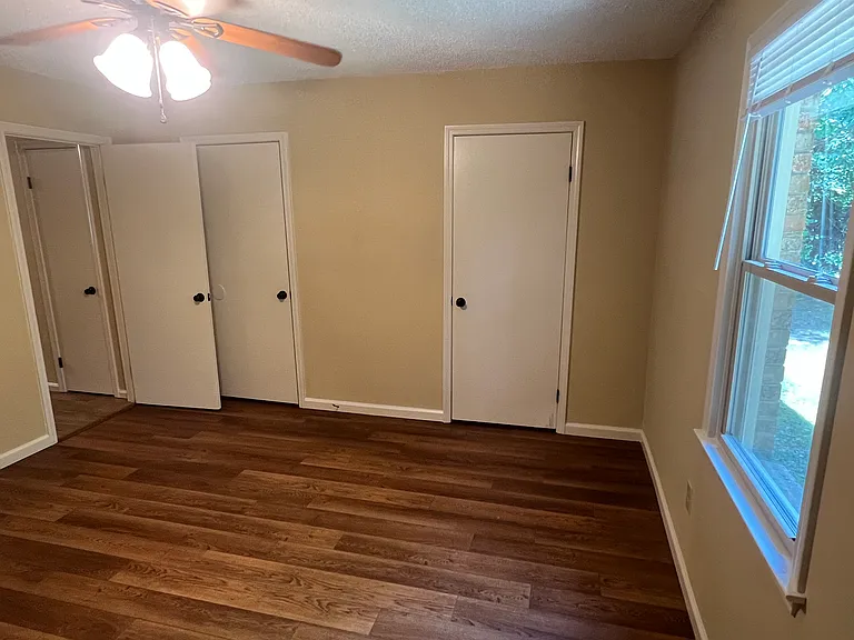 351 Wrenfield Rd #B — Photo 10