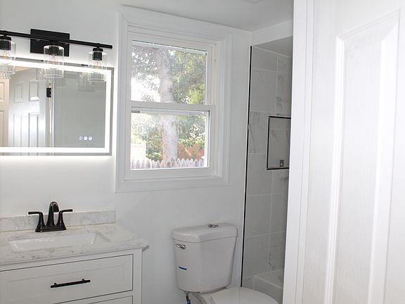 4th image of 110 W Broad St #1