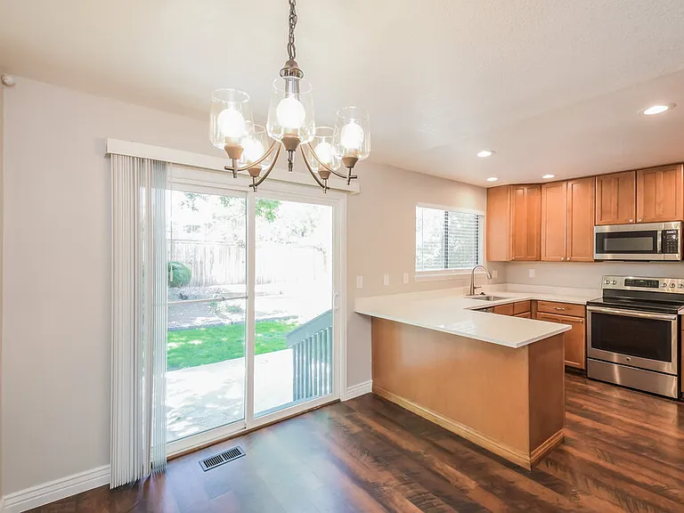 514 Timberline Pl — Photo 10