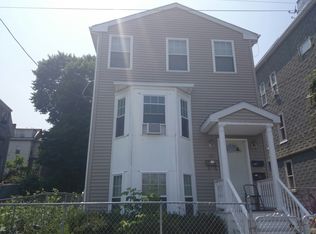 10 Harlow St, Boston, MA 02125