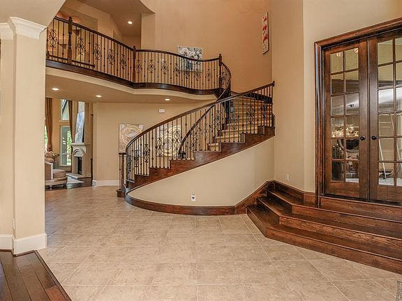 4th image of 5022 Bridgeton Place Ln