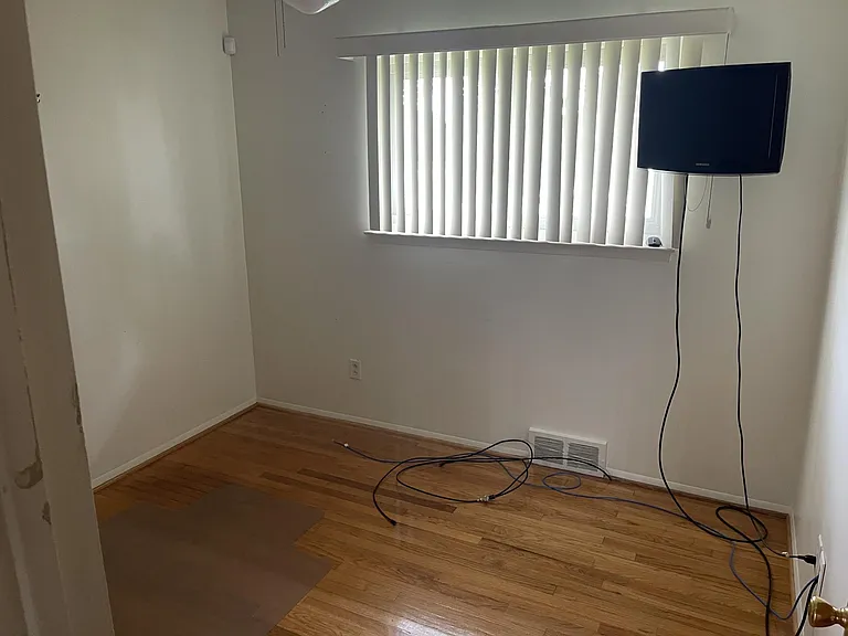 16816 Hans Ct — Photo 9