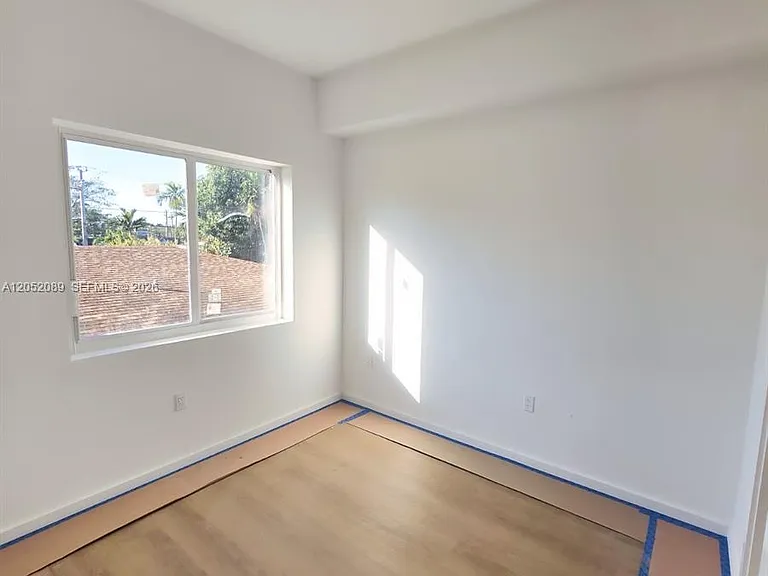 8106 NE 1st Ave #12 — Photo 6