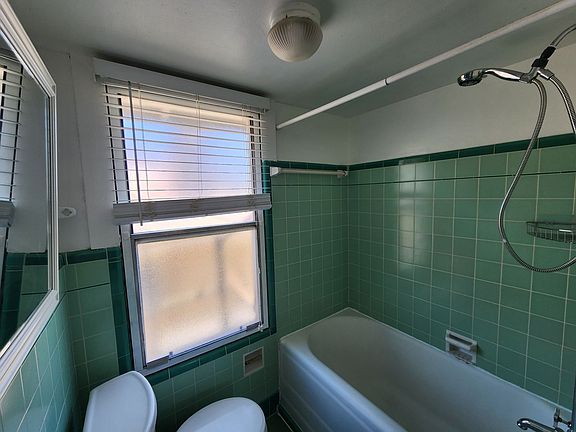 4th image of 679 E 2nd Ave APT 5