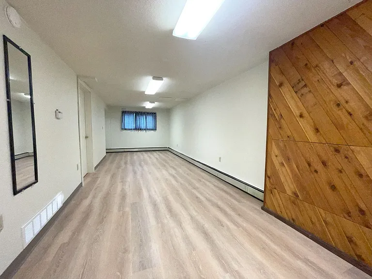 751 7th Ave — Photo 2