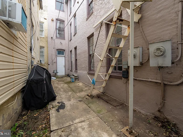 617 S Paca St #A — Photo 13
