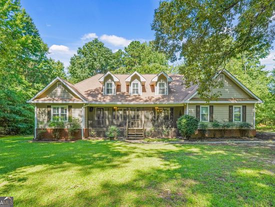 324 Kibbee Rd, McDonough, GA 30252