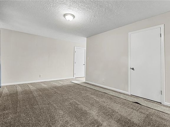 5th image of 7309 Elm Ave