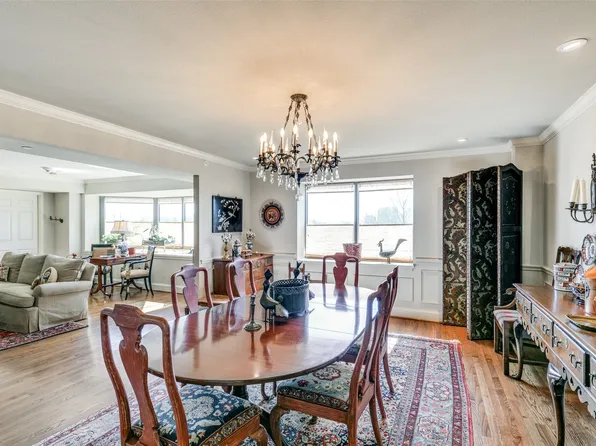 4242 Lomo Alto Dr APT N58, Dallas, TX 75219