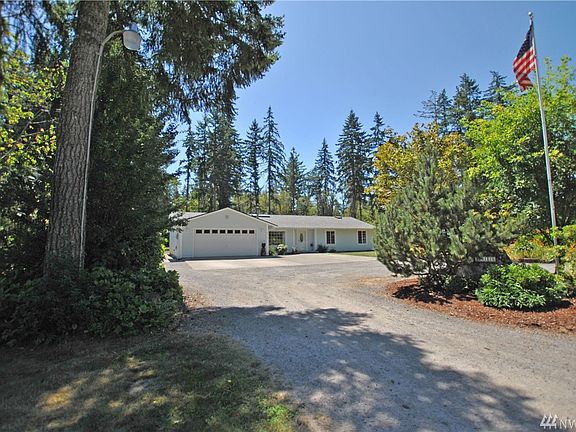 circular driveway