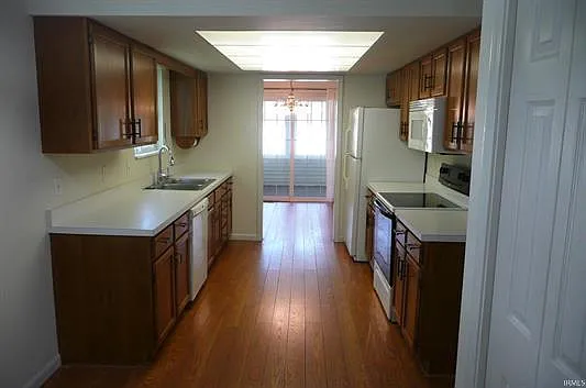 51970 Wembley Dr — Photo 9