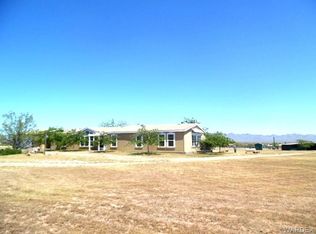 4626 N Egar Rd, Golden Valley, AZ 86413