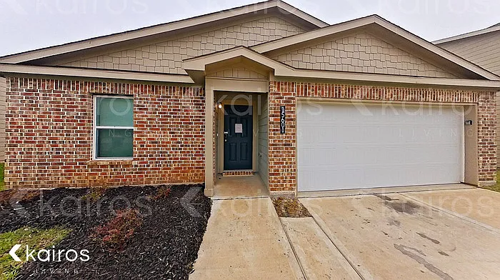 15601 Briar Forest Dr — Photo 1
