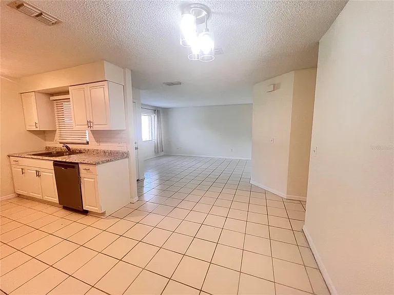 73 Providence Ln #A — Photo 5