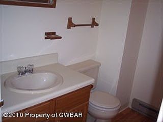 2nd image of 162 2nd St