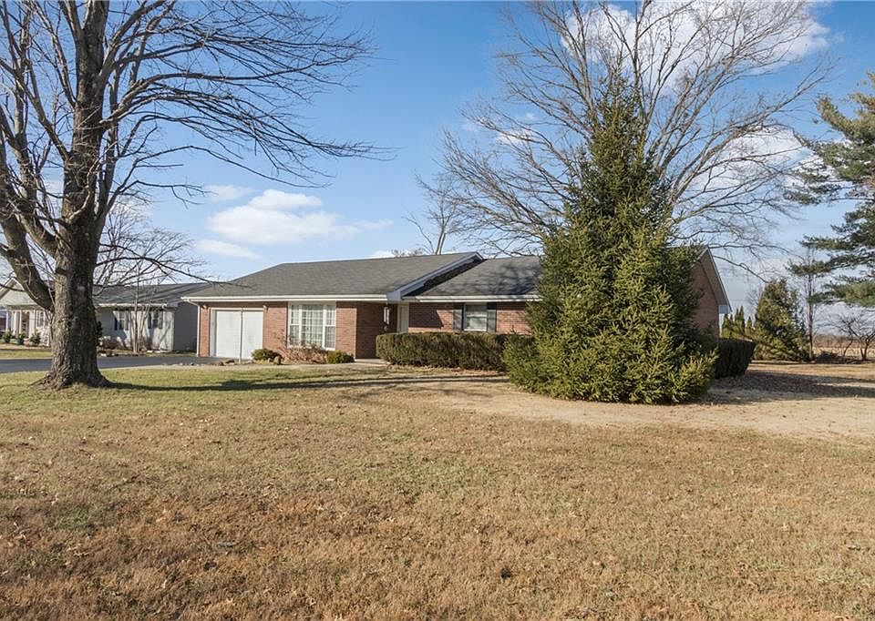 1st image of 5675 N Sandy Creek Dr