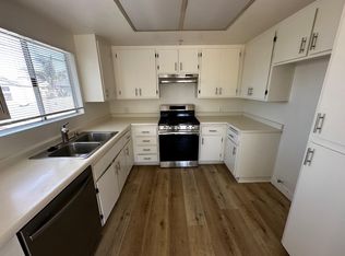 2417 Elden Ave #G, Costa Mesa, CA 92627